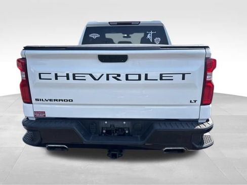 Used 2021 Chevrolet Silverado 1500 LT Trail Boss w/ LPO, Dark Essentials Package AWD/4WD image 16