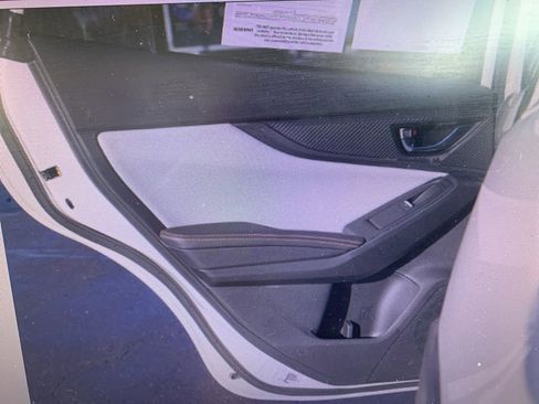 Used 2021 Subaru Crosstrek 2.5i Limited w/ Moonroof Package 1 image 11