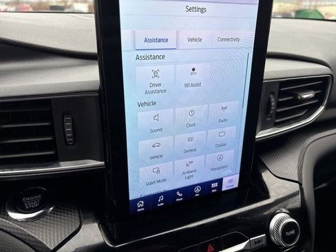 Used 2024 Ford Explorer ST w/ Equipment Group 401A image 23