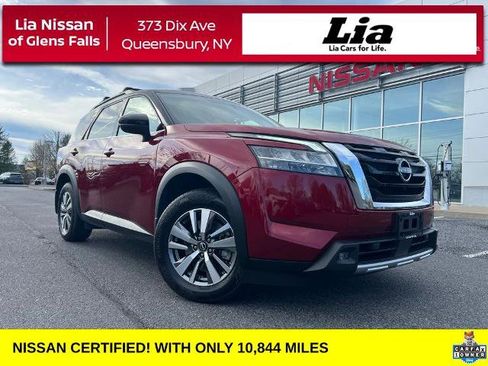 Certified 2022 Nissan Pathfinder SL AWD/4WD image 1