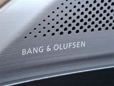 Used 2025 Acura MDX w/ Technology Package image 29