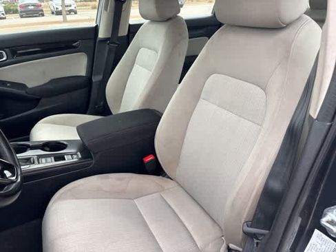 Used 2023 Honda Civic EX image 11