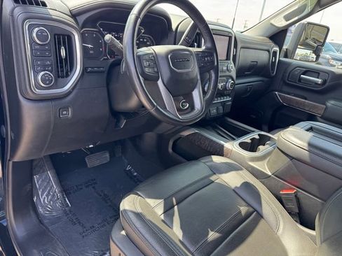 Used 2022 GMC Sierra 2500 Denali w/ Denali Ultimate Package AWD/4WD image 14
