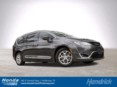 Used 2019 Chrysler Pacifica Touring-L Plus w/ Advanced Safetytec Group