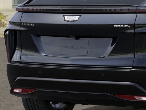 New 2026 Cadillac Lyriq Sport w/ LPO, Floor Liner Package AWD/4WD image 14