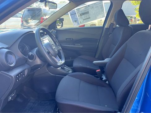 Certified 2023 Nissan Kicks SV FWD image 22