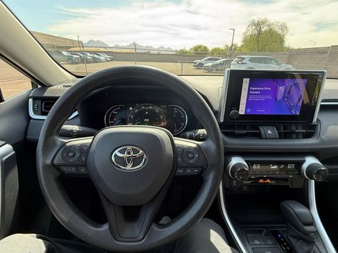 Used 2024 Toyota RAV4 XLE w/ Convenience Package AWD/4WD image 21