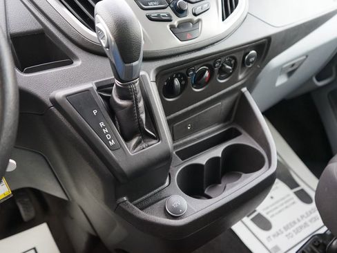 Used 2019 Ford Transit 350 XLT image 30