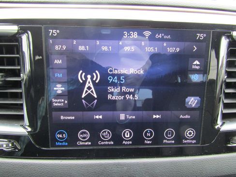 Used 2019 Chrysler Pacifica Touring-L Plus w/ Advanced Safetytec Group image 28