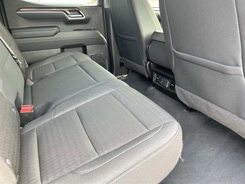 Used 2025 Chevrolet Silverado 1500 LT image 17