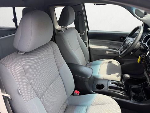 Used 2014 Toyota Tacoma 2WD Access Cab w/ Convenience Package image 23