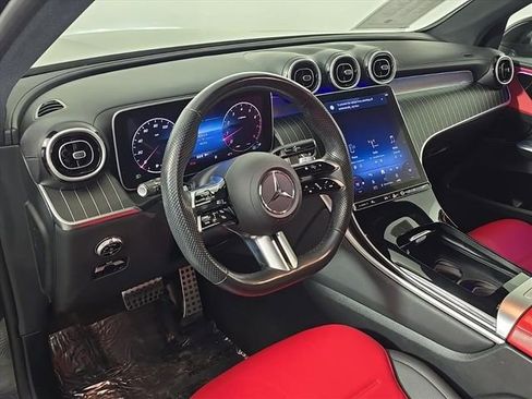 Certified 2024 Mercedes-Benz GLC 300 4MATIC image 4