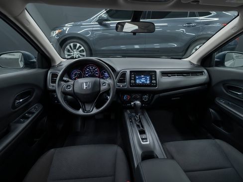 Used 2021 Honda HR-V LX image 15
