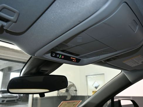 Used 2022 Chevrolet Blazer LT image 23