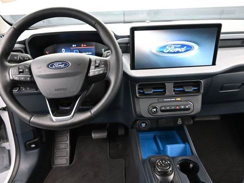 Used 2025 Ford Maverick XLT w/ XLT Luxury Package FWD image 15