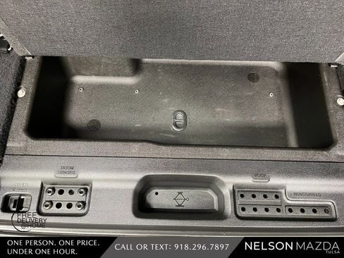 Used 2022 Jeep Wrangler Sport S image 46