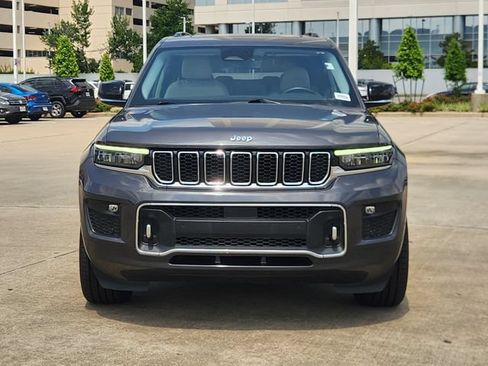 Used 2021 Jeep Grand Cherokee L Overland RWD image 2