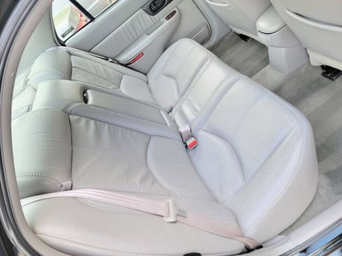 Used 2000 Buick Regal GS w/ Luxury Pkg FWD image 22