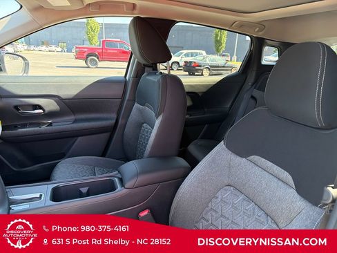 New 2026 Nissan Kicks SV w/ SV Premium Package FWD image 13