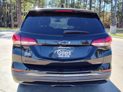 Used 2022 Chevrolet Equinox RS w/ Infotainment Package image 5