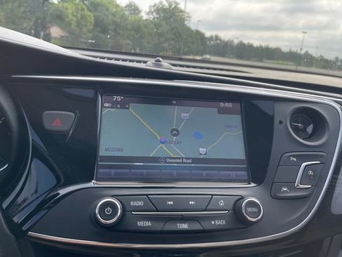 Used 2019 Buick Envision Premium AWD/4WD image 20