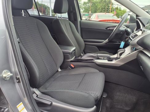 Used 2020 Mitsubishi Eclipse Cross LE image 6
