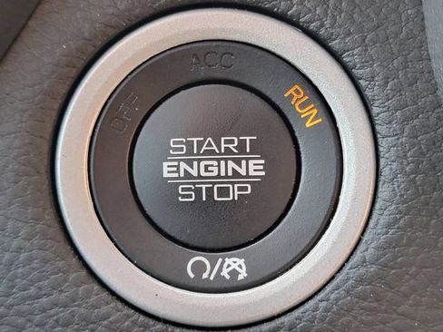 Certified 2023 RAM 1500 Laramie AWD/4WD image 8