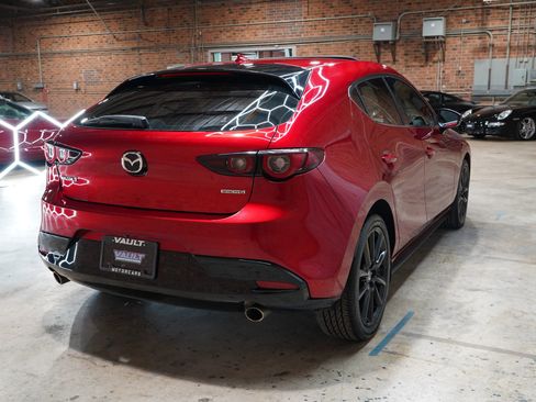 Used 2023 MAZDA MAZDA3 s image 13