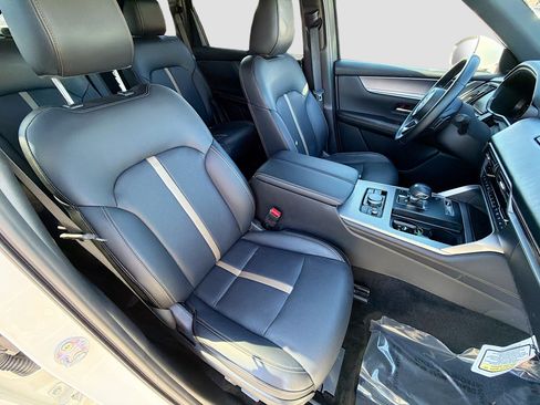 Used 2025 MAZDA CX-90 Plug-In Hybrid w/ Premium Plus image 15