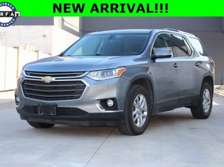 Used 2018 Chevrolet Traverse LT video 1