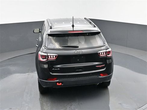 Used 2024 Jeep Compass Trailhawk image 22
