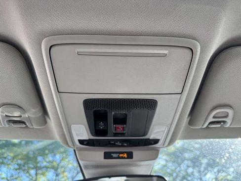 Certified 2023 Honda Accord EX image 31