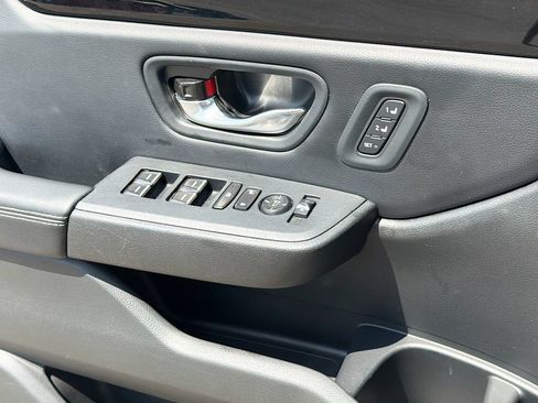 Used 2024 Honda Pilot EX-L image 28