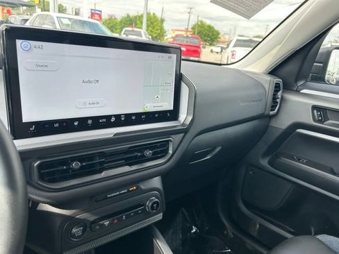 Used 2025 Ford Bronco Sport Outer Banks w/ Outer Banks Tech Package+ AWD/4WD image 7