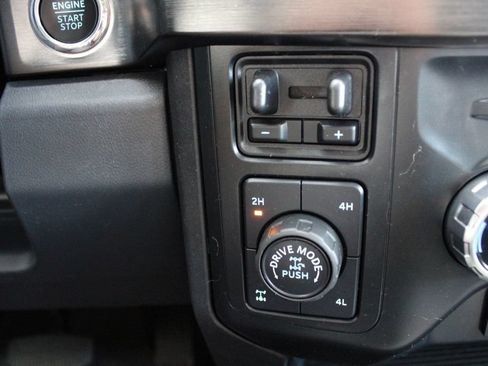 Used 2023 Ford F350 Lariat w/ Tremor Off-Road Package AWD/4WD image 43