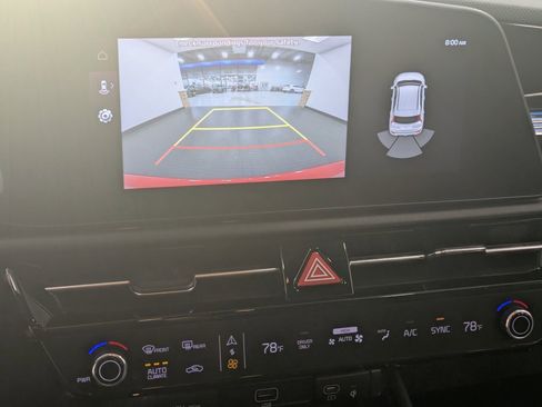 Certified 2024 Kia Niro EX image 14