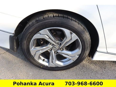 Used 2019 Honda Accord EX image 31
