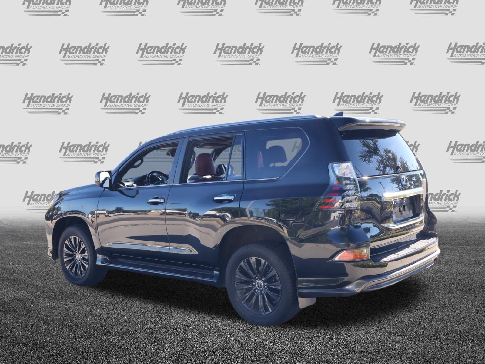 Used 2023 Lexus GX 460 Premium w/ Accessory Package AWD/4WD image 7
