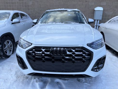 Used 2022 Audi Q5 2.0T Premium Plus image 3