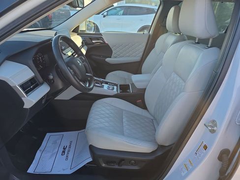 Used 2023 Mitsubishi Outlander SEL 40th Anniversary image 9