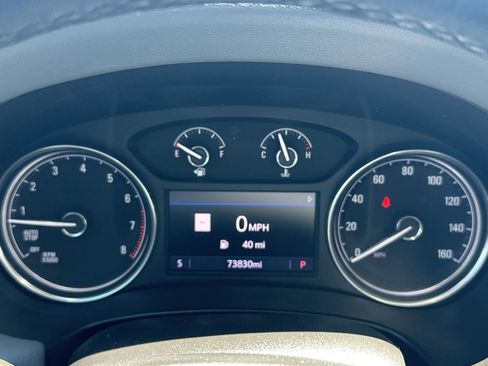 Used 2020 Buick Enclave Essence w/ Sport Touring Edition FWD image 23