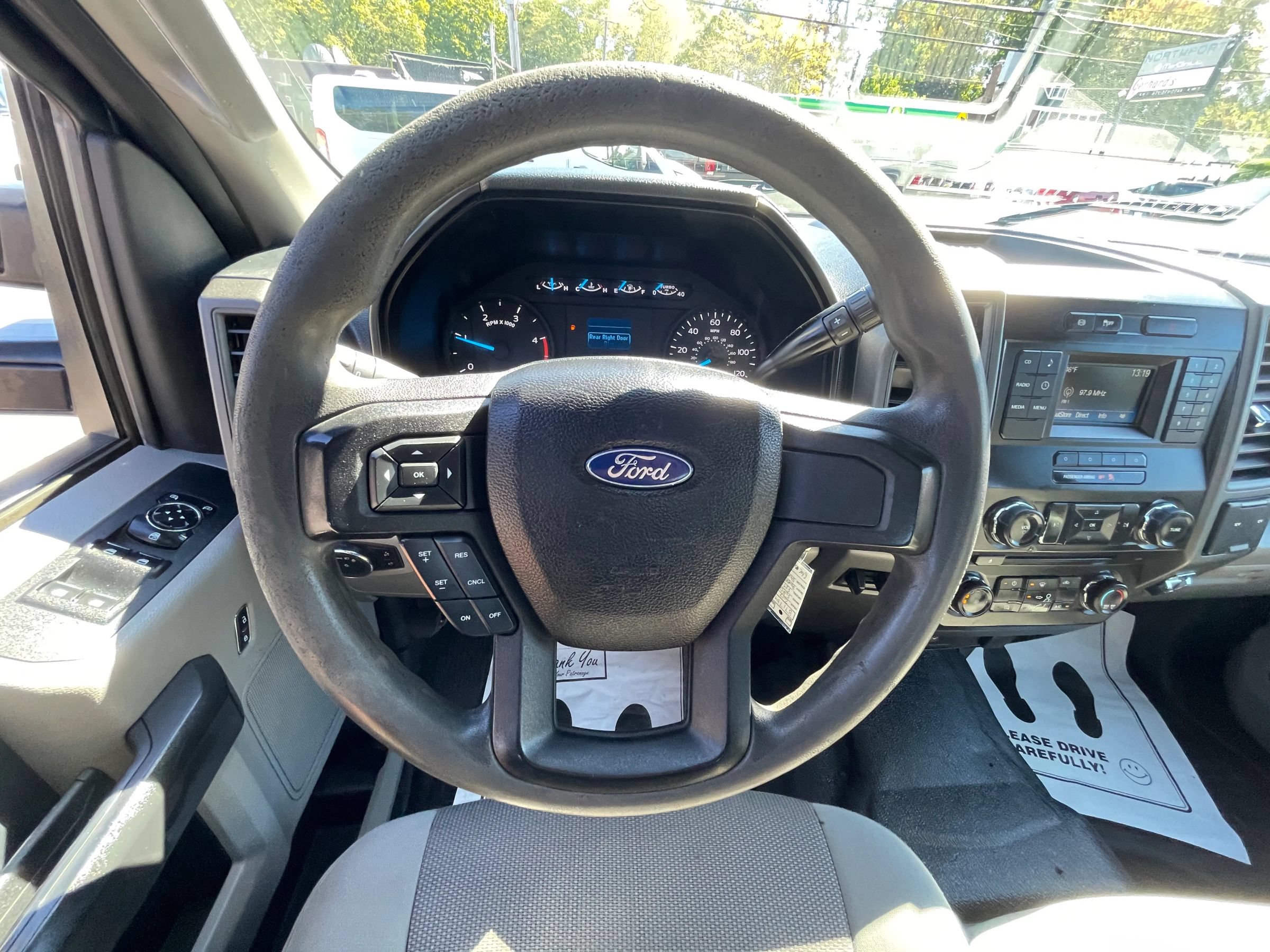 Used 2017 Ford F250 XL w/ Power Equipment Group AWD/4WD image 12