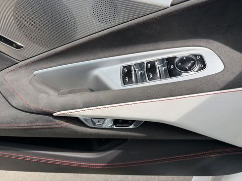 Used 2023 Chevrolet Corvette Stingray Premium Conv w/ Z51 Performance Package RWD image 19