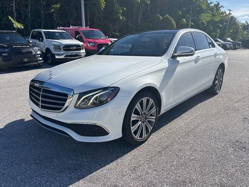Used 2020 Mercedes-Benz E 450 4MATIC Sedan w/ Parking Assistance Package image 5