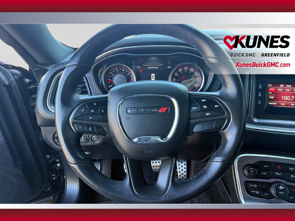 Used 2017 Dodge Challenger R/T RWD image 15