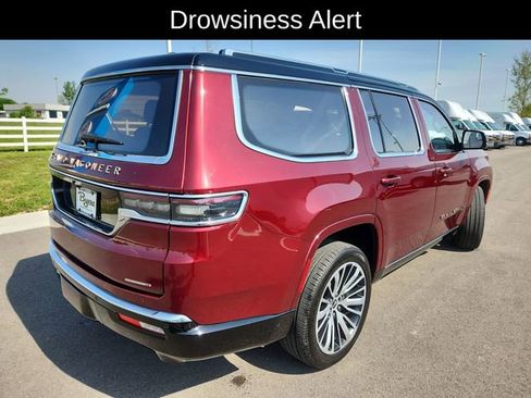 Used 2024 Jeep Grand Wagoneer Series III w/ Rear Seat Video Group 1 AWD/4WD image 9