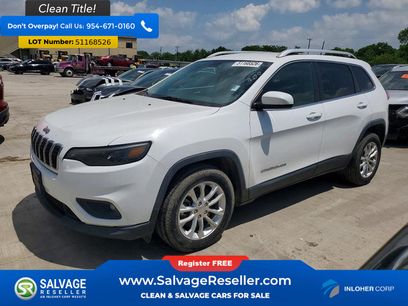Used 2019 Jeep Cherokee Latitude w/ Popular Appearance Group
