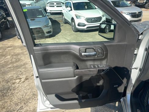 Used 2021 Chevrolet Silverado 1500 LTZ image 12