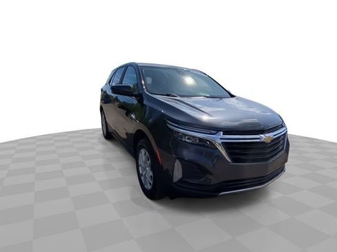 Used 2023 Chevrolet Equinox LT AWD/4WD image 4