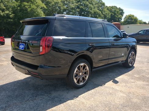 New 2026 Ford Expedition King Ranch AWD/4WD image 3